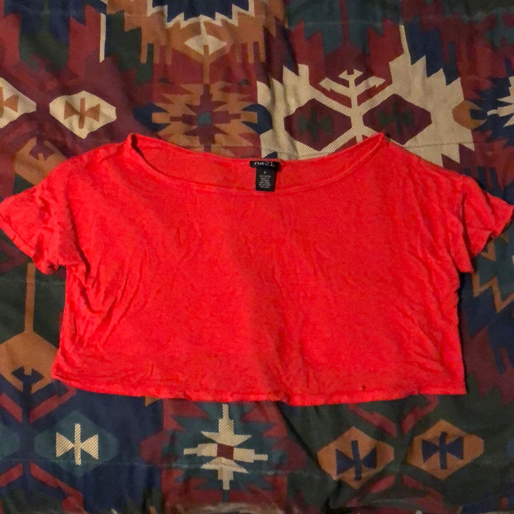 BASICALLY FREE, Red Off the shoulder Crop top!